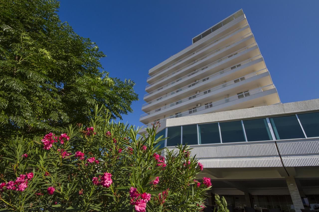 Отель Hotel Sato Сутоморе-38