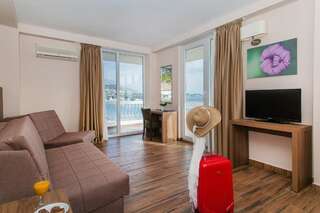 Отель Hotel Sato Сутоморе Люкс, вид на море-6