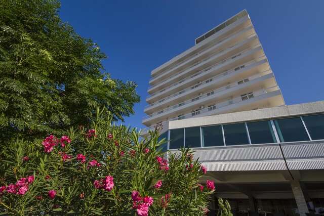 Отель Hotel Sato Сутоморе-37