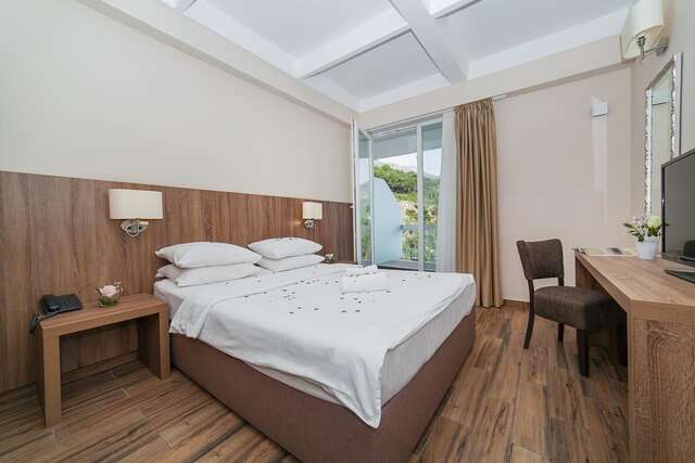 Отель Hotel Sato Сутоморе-10